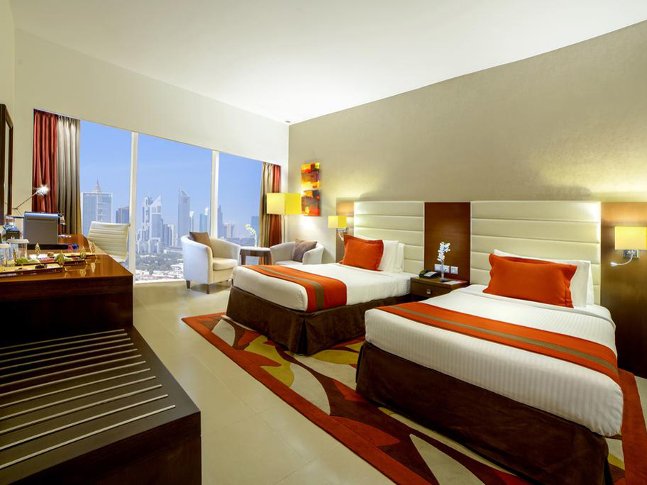 Дубай в октябре 2023: подборка лучших отелей для отдыха с детьми