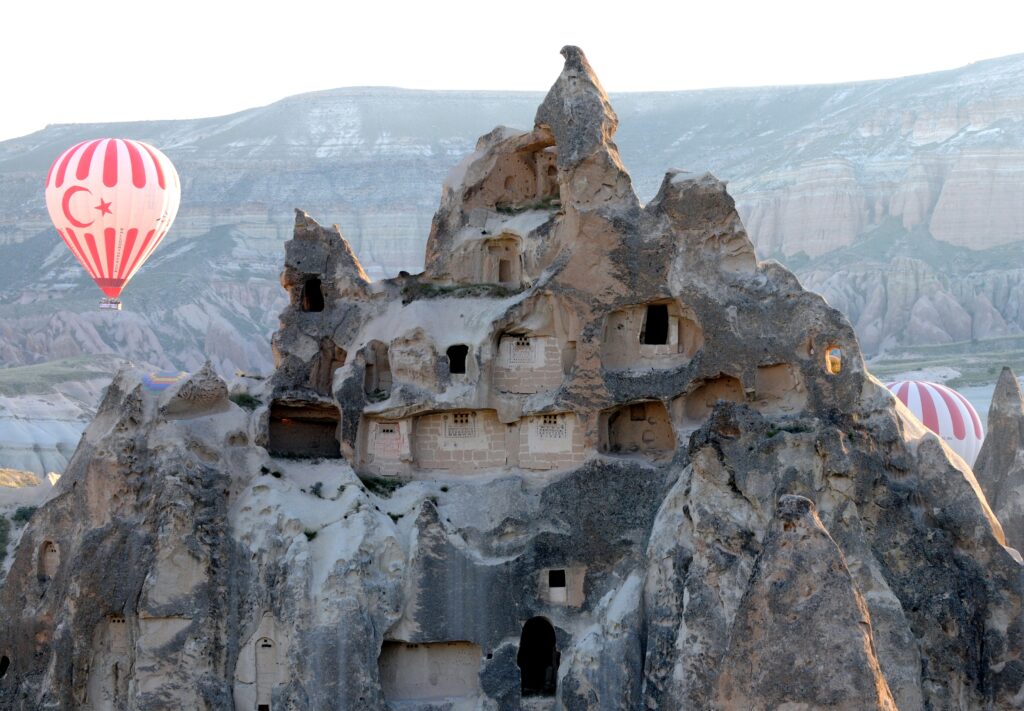 Полетам быть! В турецкой Каппадокии снова запускают воздушные шары - Журнал Виасан