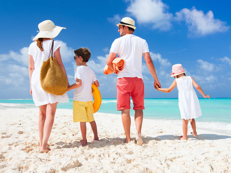 Планируем отпуск на июль: куда поехать с детьми - Журнал Виасан