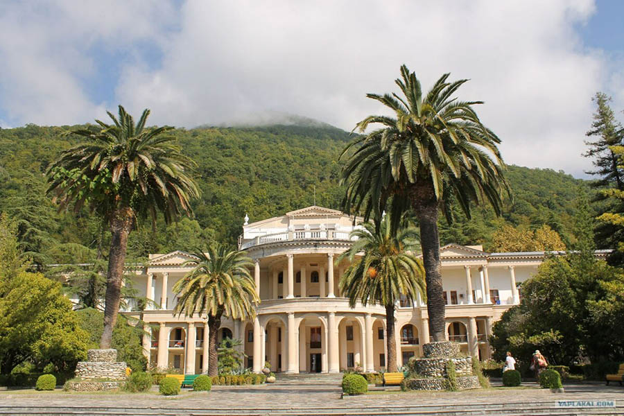 7 причин посетить Абхазию этой осенью