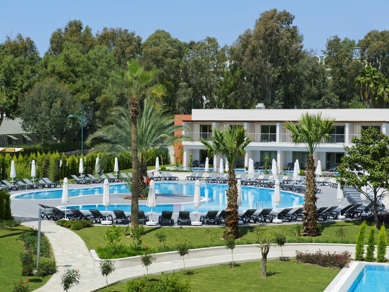 Бронируем Турцию на майские: подборка рекомендуемых семейных отелей