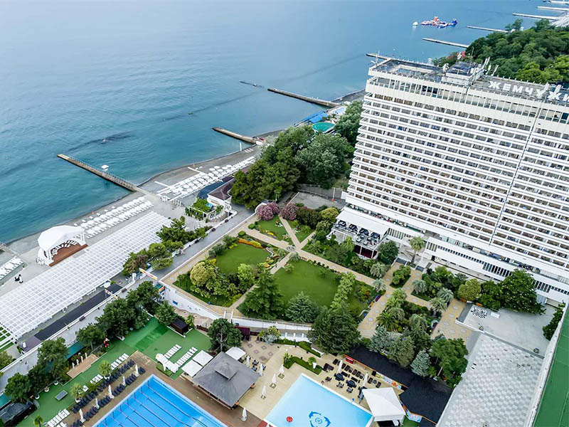 20 самых популярных отелей и санаториев Сочи в 2023 году