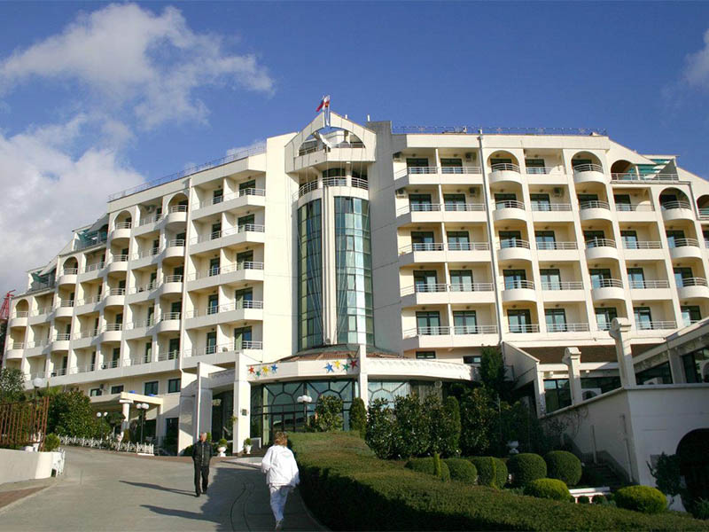 20 самых популярных отелей и санаториев Сочи в 2023 году
