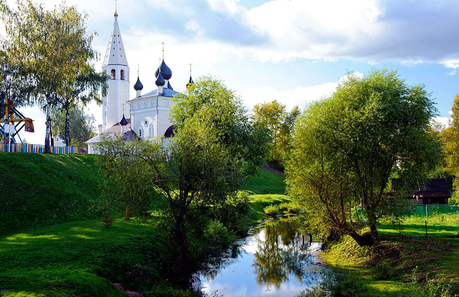 Куда поехать в России летом: 7 идей необычного отдыха