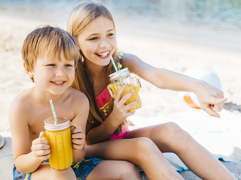 Куда поехать с детьми на осенние каникулы: 10 ярких идей для семейной поездки - Журнал Виасан