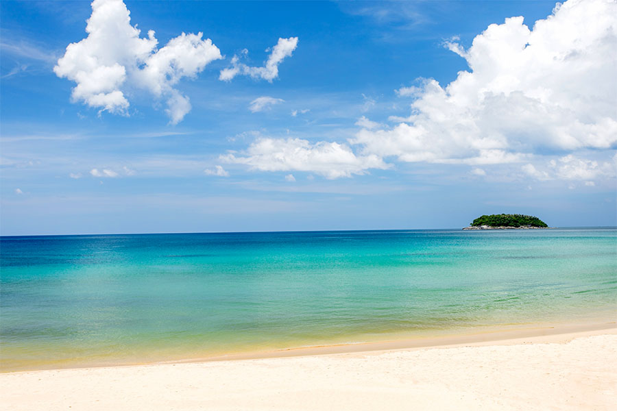 12 лучших пляжей Пхукета: мягкий песок, ласковое море и потрясающие закаты