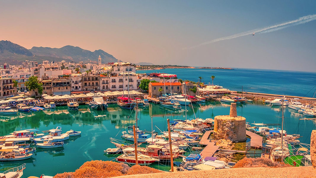 Куда поехать в ноябре: 15 стран, где можно отлично отдохнуть в последний месяц осени