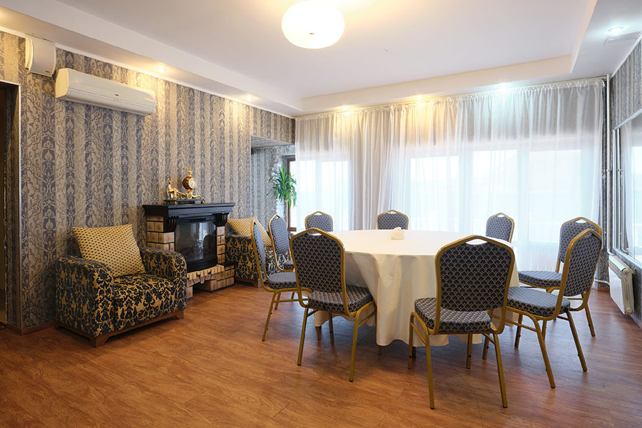 Байкал зимой: особенности отдыха на «священном море»