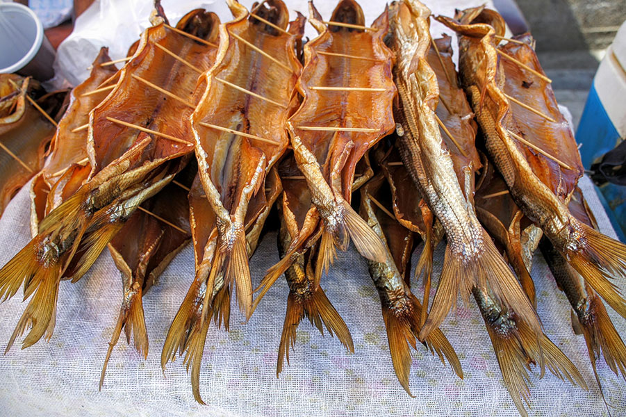 Байкал зимой: особенности отдыха на «священном море»