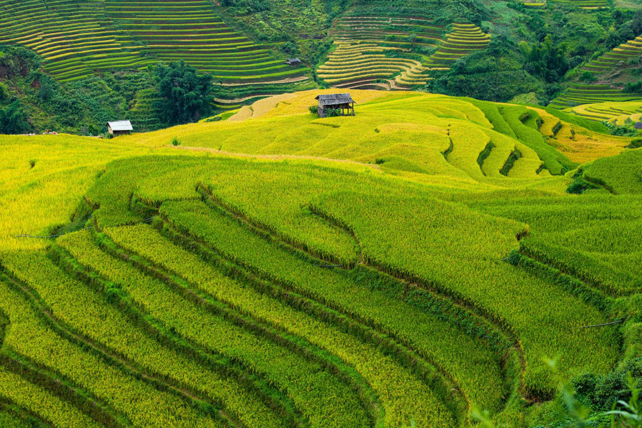 Отдых в апреле: где искать хорошую погоду, теплое море и новые впечатления