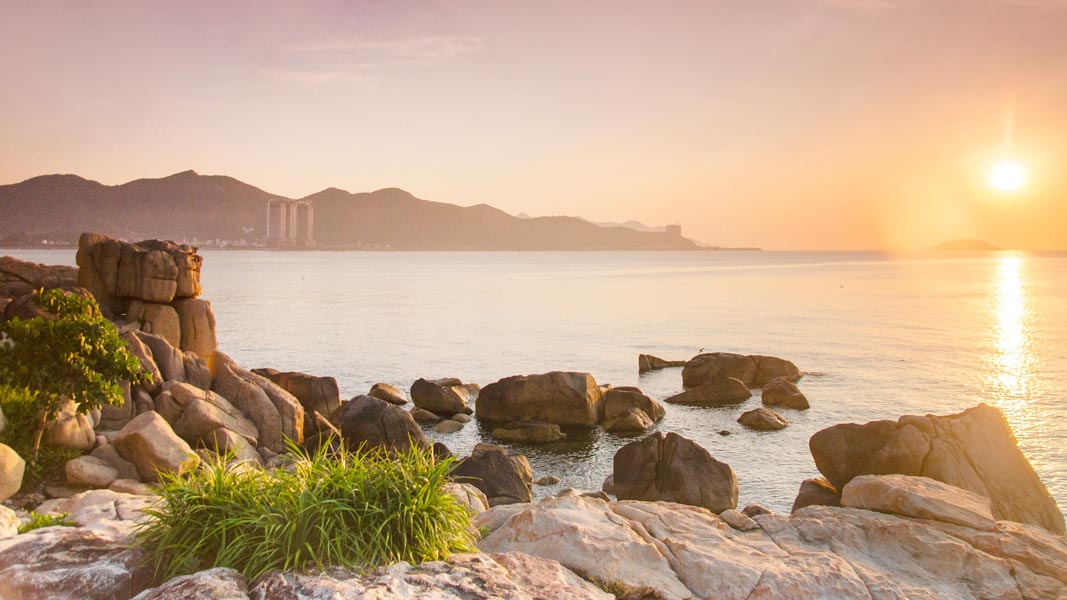 Самый популярный пляжный курорт Вьетнама: что нужно знать о Нячанге перед поездкой