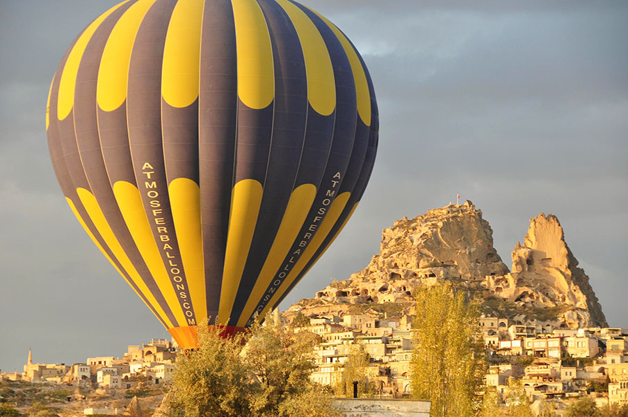 Сказочная Каппадокия: полеты на воздушных шарах, инопланетные пейзажи и совсем другая Турция