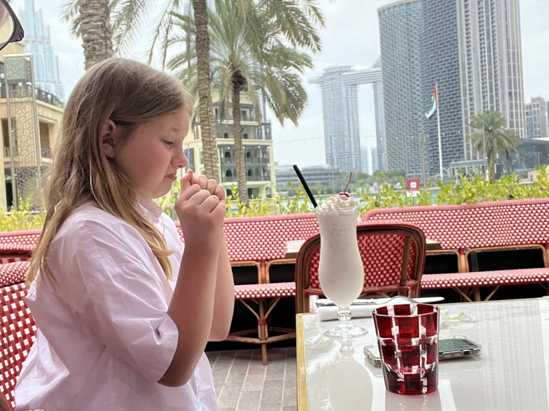 Честно про ОАЭ: стоит ли ехать отдыхать с семьей в Дубай и Абу-Даби