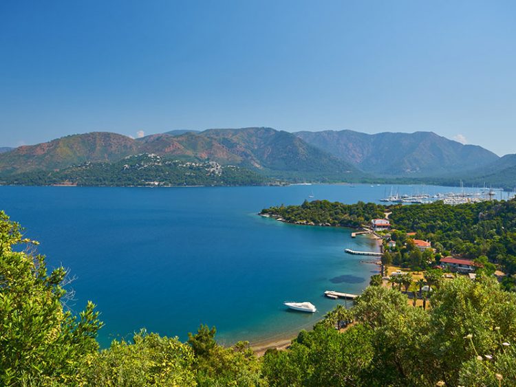 Куда поехать на море летом 2026 года