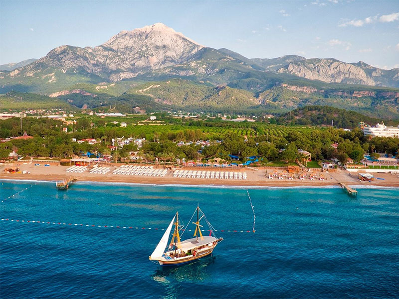 Топ-20 отелей Турции с открытым подогреваемым бассейном